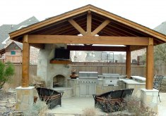 outdoor kitchen and patio ideas